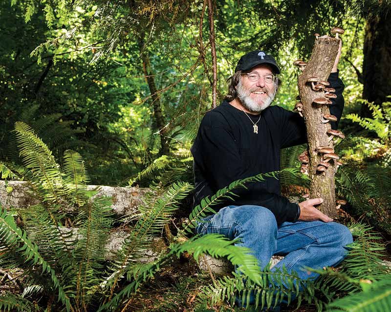 Paul Stamets, mycologist prepared to save our planet!