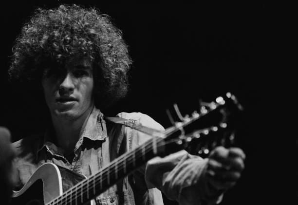 American singer, songwriter and guitarist Tim Buckley (1947 - 1975) , circa 1967. (Photo by Don Paulsen/Michael Ochs Archives/Getty Images)