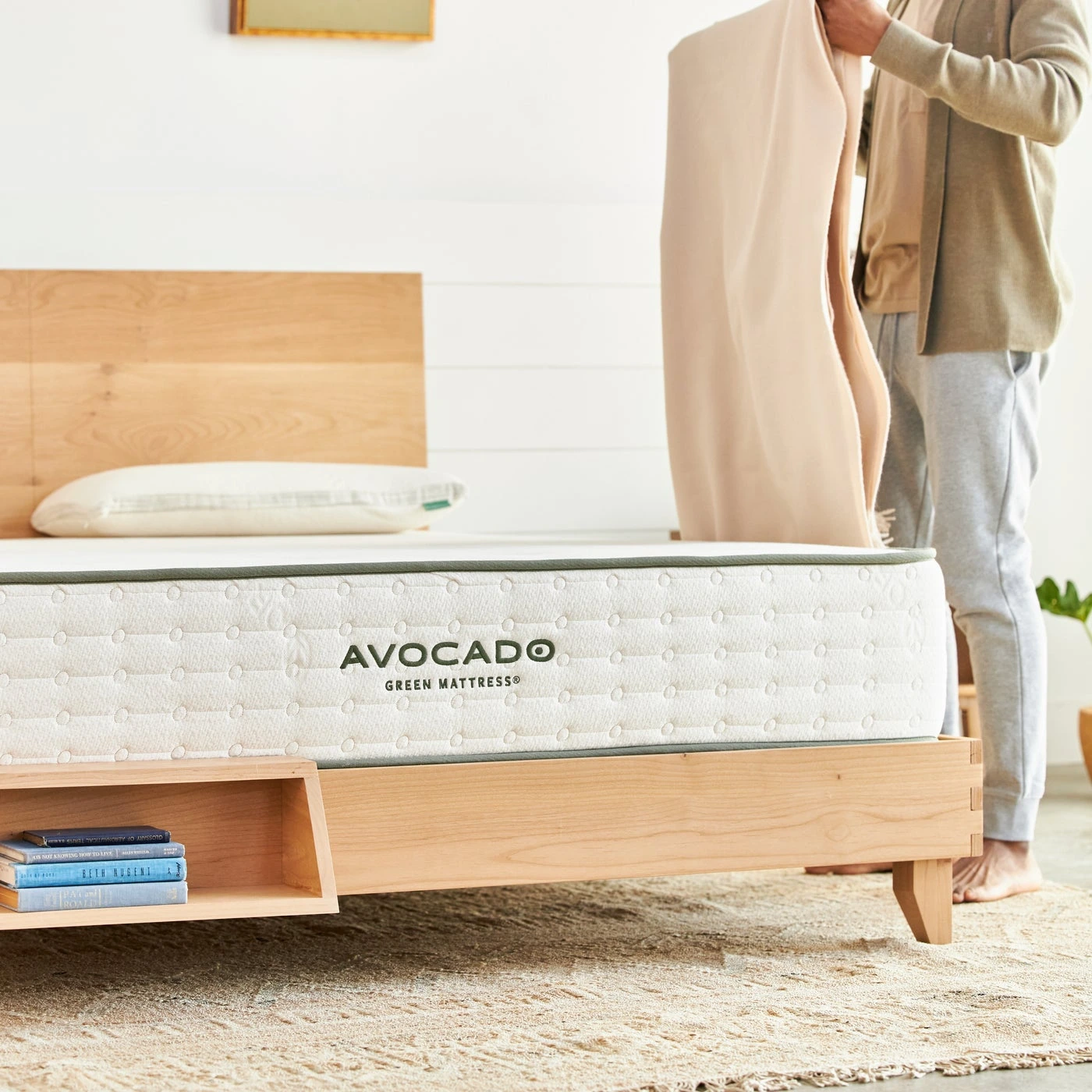 Avocado_City_Bed_Wood_Frame_Blonde_Headboard_Easy_Assembly_1400x1400