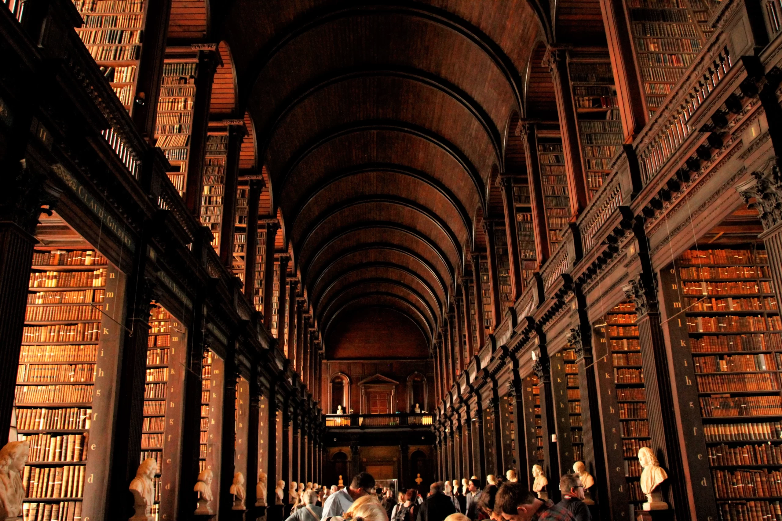Trinity College, Dublin, Ireland Published on October 29, 2017 Canon, EOS REBEL T3i Free to use under the Unsplash License