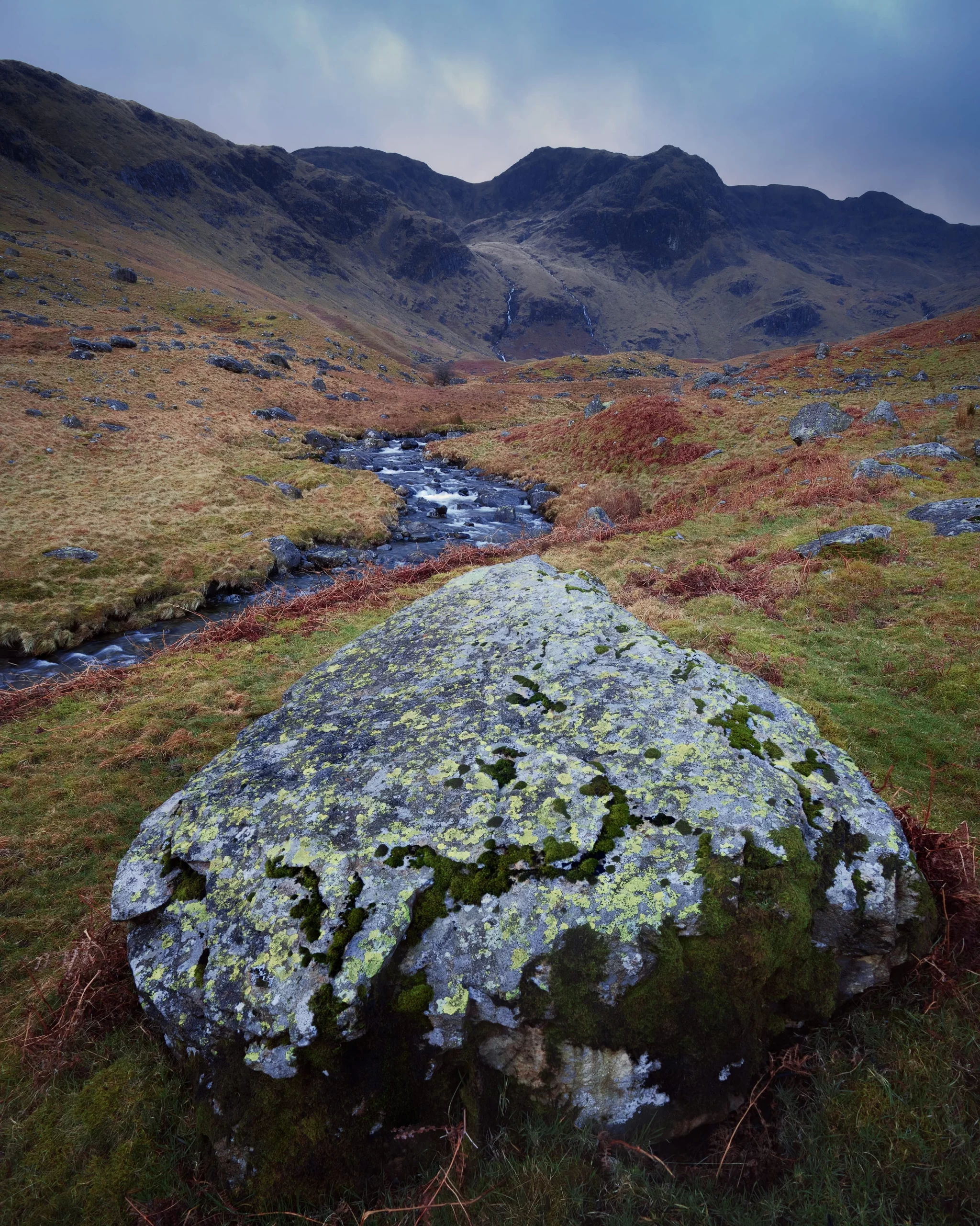Deepdale, Patterdale, England Published on January 14, 2019 Sigma, dp0 Quattro Free to use under the Unsplash License Powerful winds and passing squalls as Lisabet and I hiked up Deepdale for photos of Greenhow End. I managed to snag this shot. Later, the wind took me flat cap off me head!