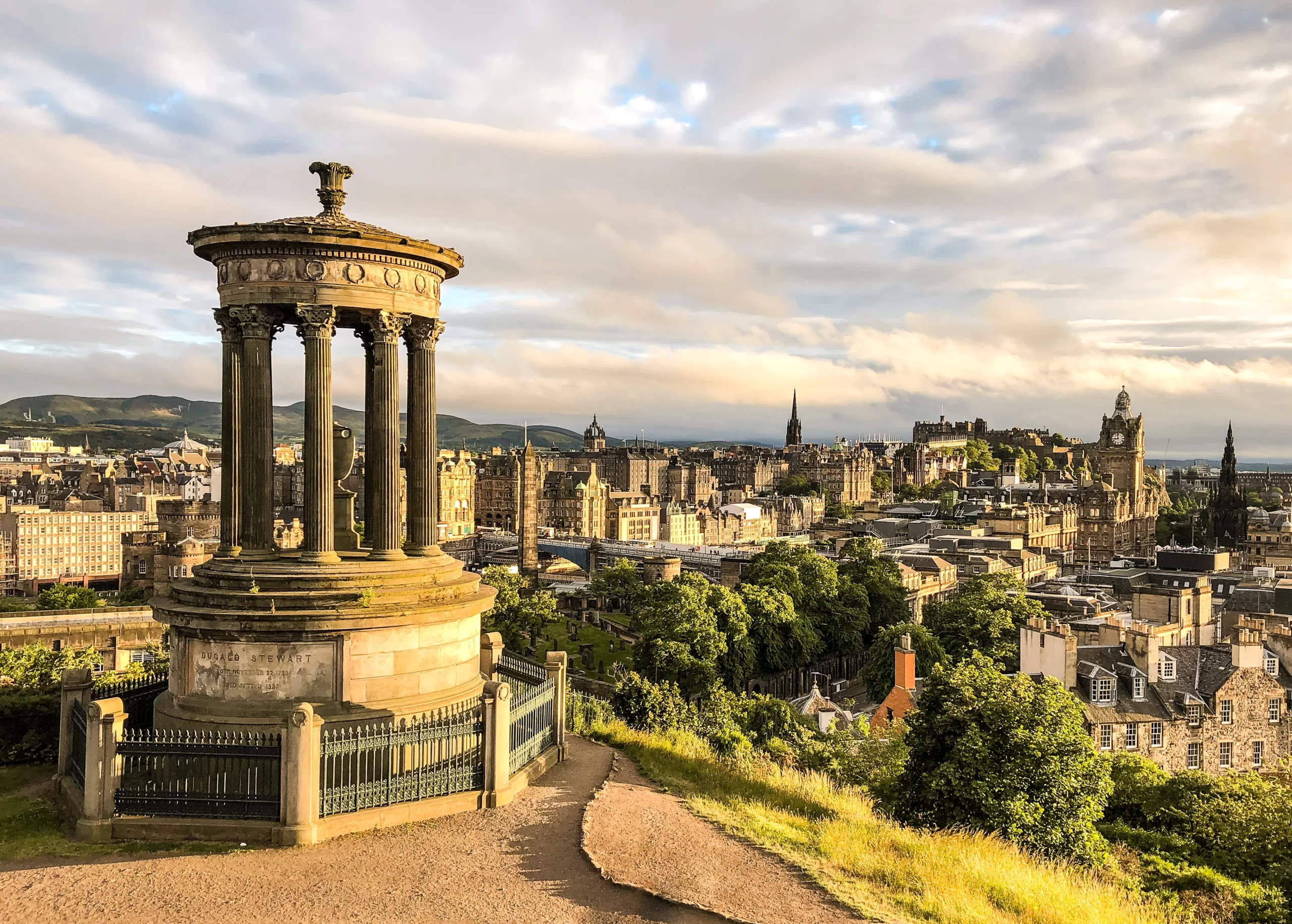 Edinburgh, UK Published on September 6, 2019 Free to use under the Unsplash License Early sunset over Calton Hill in Edinburgh, Scotland. Summer 2019
