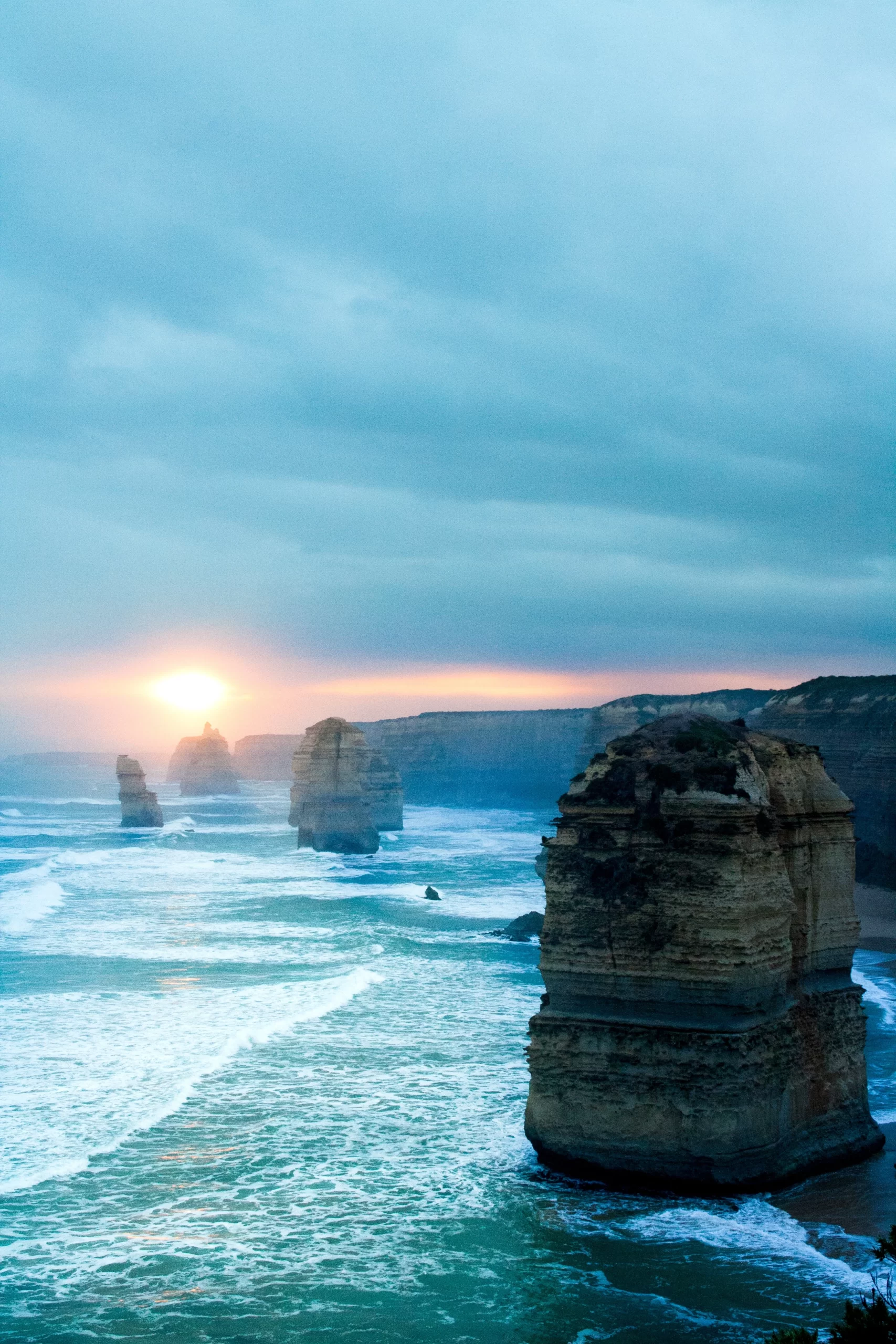 Twelve Apostles, Australia Published on July 22, 2017 Canon, EOS 1000D Free to use under the Unsplash License While traveling the Great Ocean Road I had the chance to live one of the most beautiful sunsets in the world