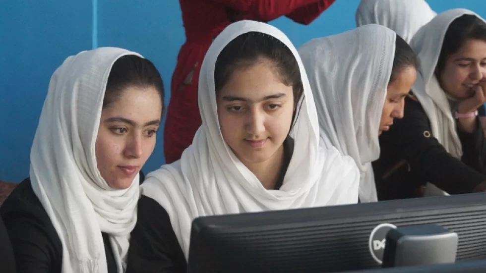 Aghanistan Using Technology